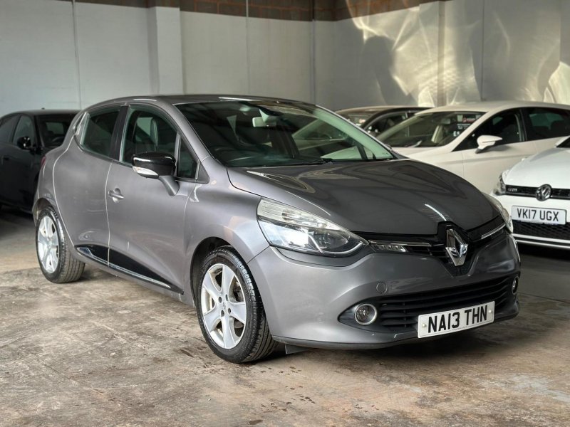 View RENAULT CLIO 1.2 16V Dynamique MediaNav Euro 5 5dr