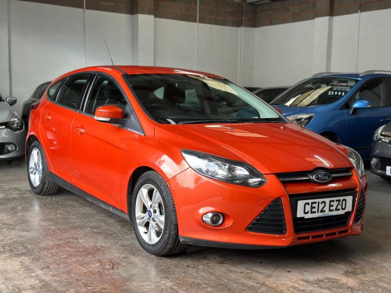 View FORD FOCUS 1.6 TDCi Zetec Euro 5 (s/s) 5dr