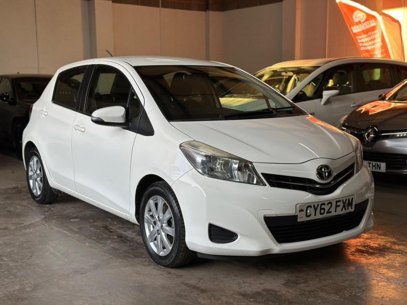 View TOYOTA YARIS 1.33 Dual VVT-i TR Euro 5 5dr