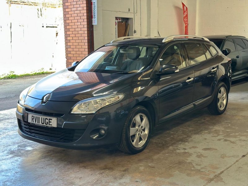 View RENAULT MEGANE 1.5 dCi Dynamique TomTom Sport Tourer Euro 5 5dr