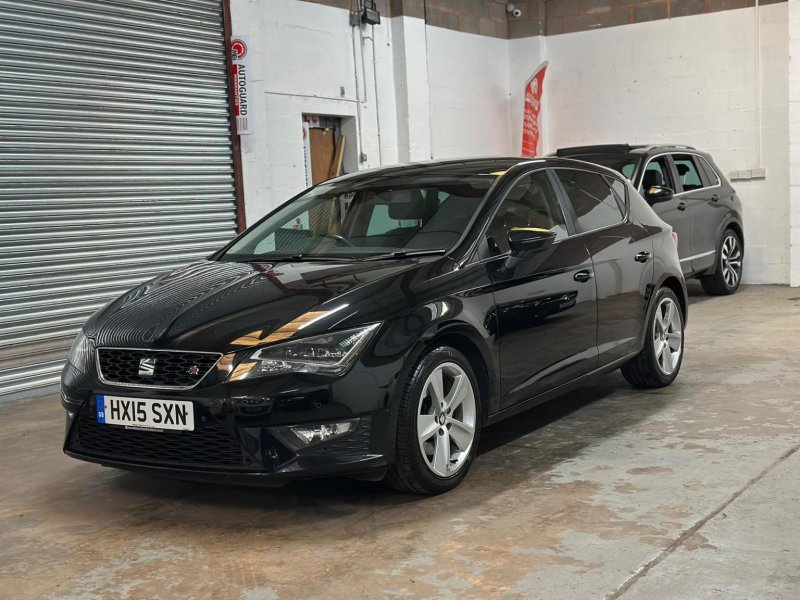 View SEAT LEON 2.0 TDI CR FR Euro 5 (s/s) 5dr