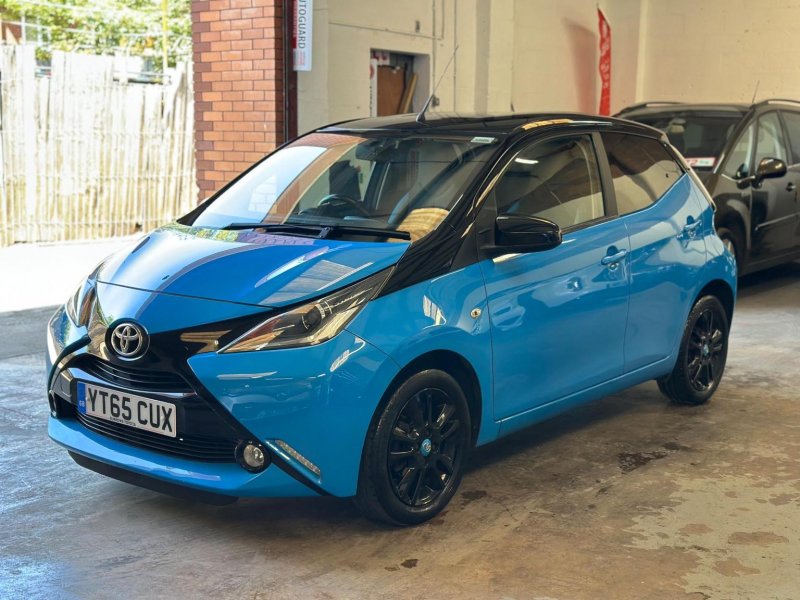 View TOYOTA AYGO 1.0 VVT-i x-cite Euro 6 5dr