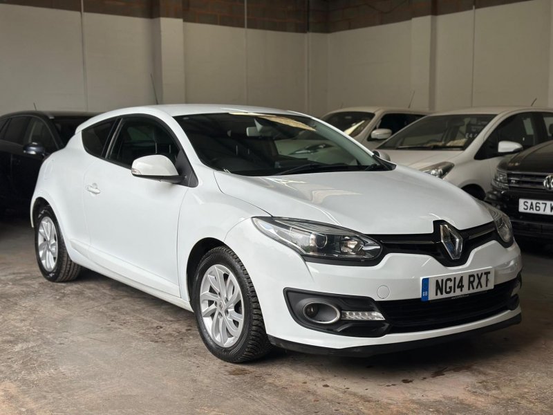 View RENAULT MEGANE 1.5 dCi ENERGY Dynamique TomTom Euro 5 (s/s) 3dr
