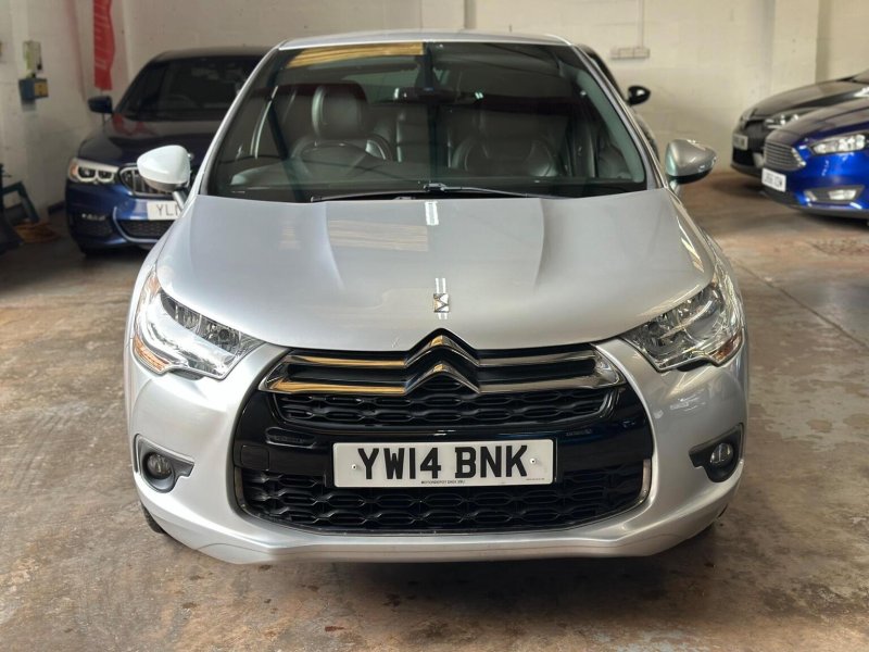 View CITROEN DS4 1.6 e-HDi Airdream DStyle Euro 5 (s/s) 5dr